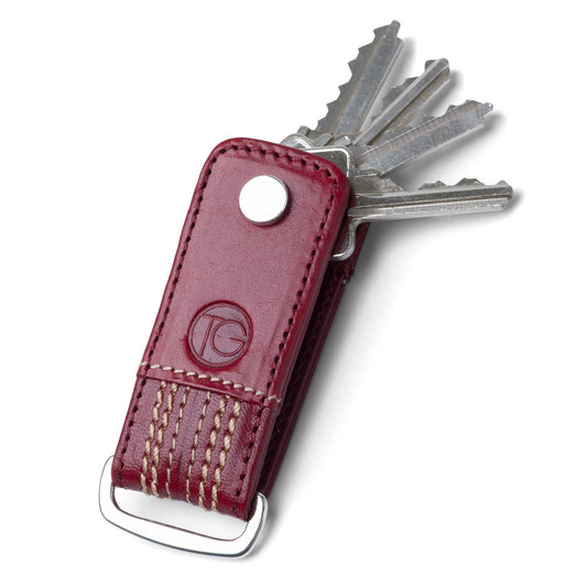 The Game -The Inswinger Keyring -Cherry
