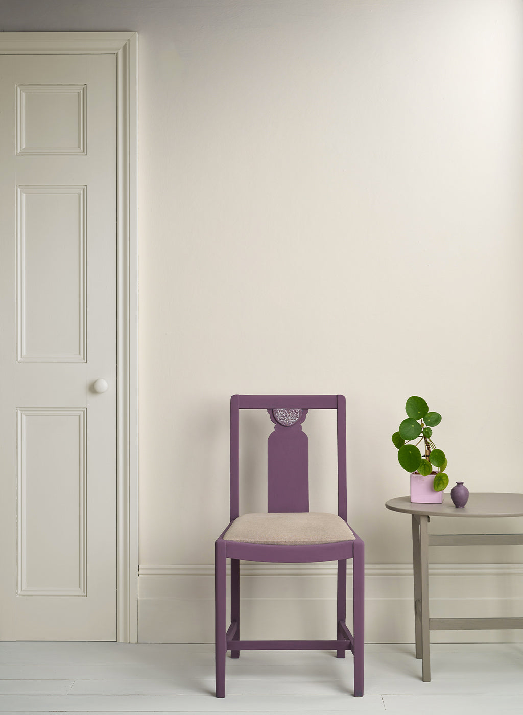 Old White Satin Paint by Annie Sloan