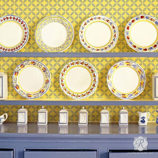 Endless Moorish Circles Craft Stencil - Royal Design Studio